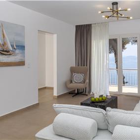 4 bedroom villa with pool by the sea, near Corfu town, sleeps 8